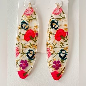Floral & gold flake acrylic earrings, NWT